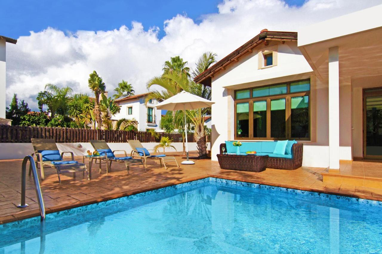 Villa Merry Ayia Napa Luaran gambar